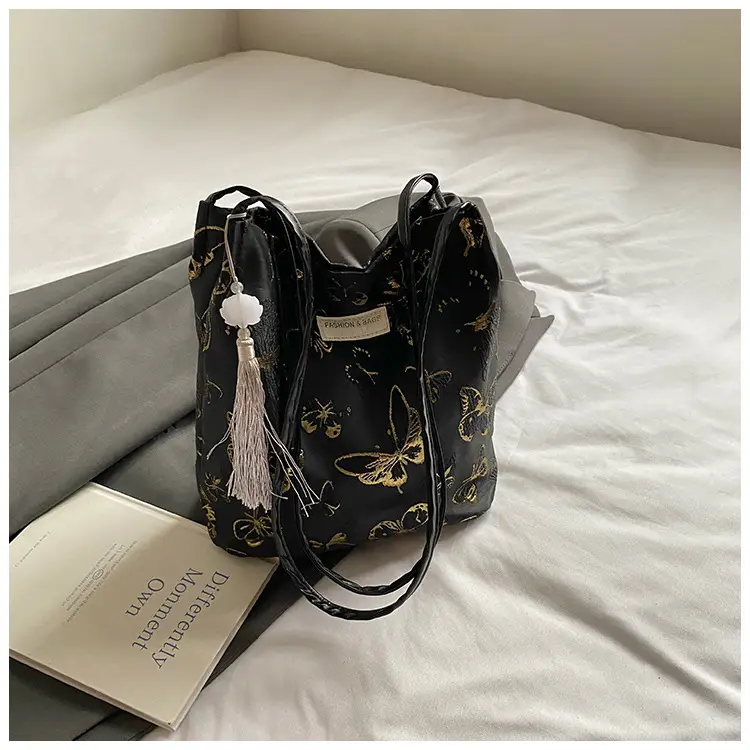 Women Embroidered Butterfly Shoulder Bag Large Capacity Summer Commute — feature 26