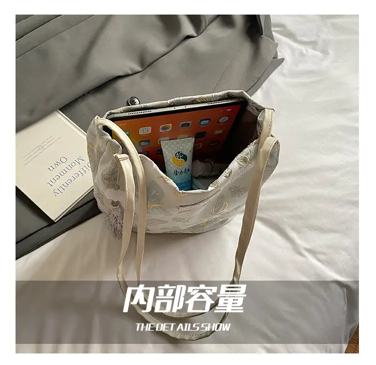 Women Embroidered Butterfly Shoulder Bag Large Capacity Summer Commute — feature 4