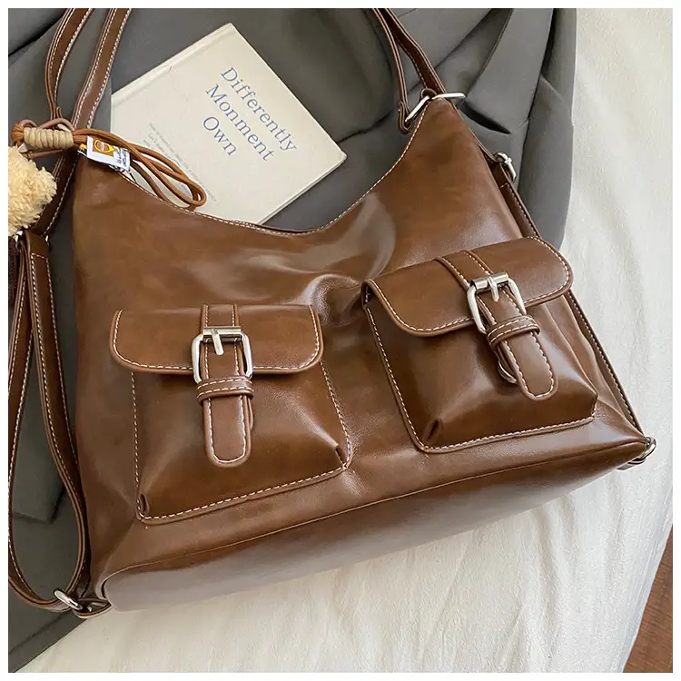 Women's Large Capacity Leather Tote Bag Brown Retro Style — feature 7