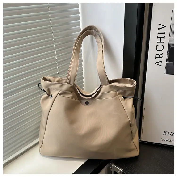 Brown Large Capacity Shoulder Bag for Women - Image 5