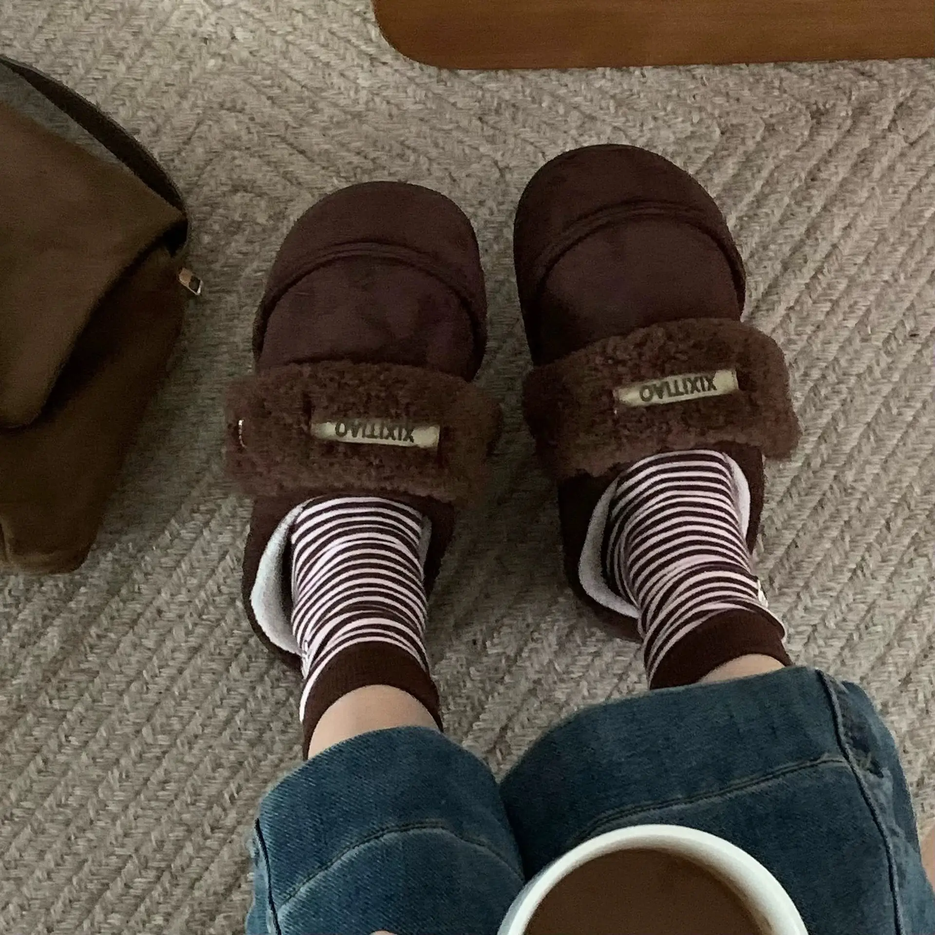 Women Winter Furry Slippers Brown Cross-Border - Image 3