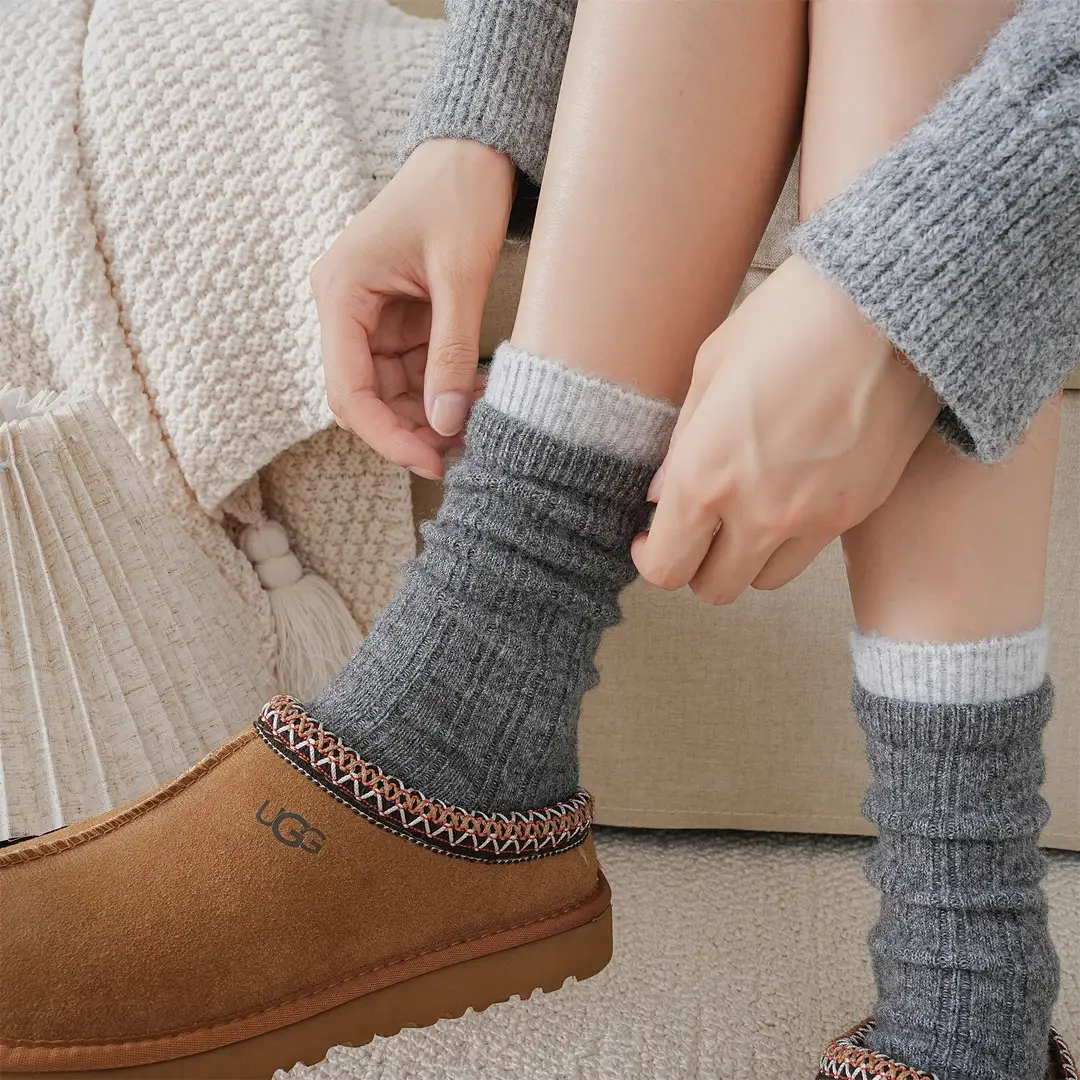 Thick Double-Layered Wool Socks for Women, Mid-Calf Length, Autumn and Winter Korean Style, Color-Blocking, High-End Gray, Thickened for Warmth, Slouch Socks for Winter — feature 14