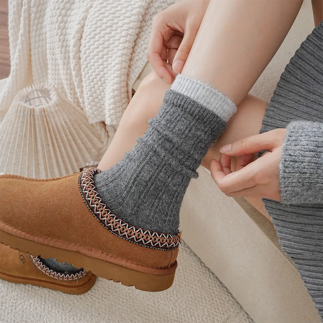Thick Double-Layered Wool Socks for Women, Mid-Calf Length, Autumn and Winter Korean Style, Color-Blocking, High-End Gray, Thickened for Warmth, Slouch Socks for Winter — feature 15