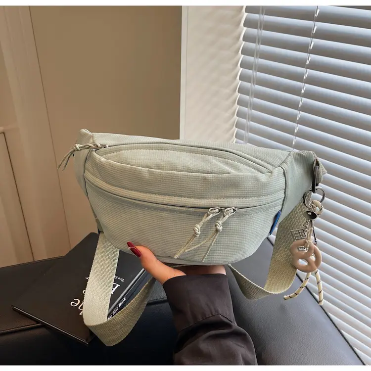 Black Canvas Crossbody Bag for Women 2026 — feature 22