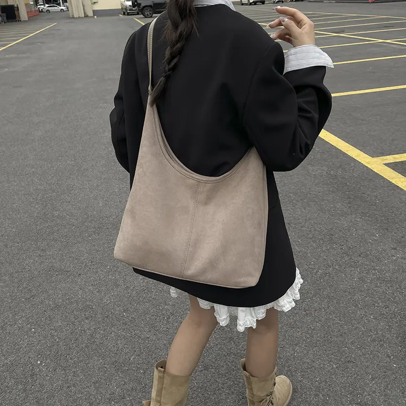 2025 Textured Brown Shoulder Bag Large Capacity - Image 9