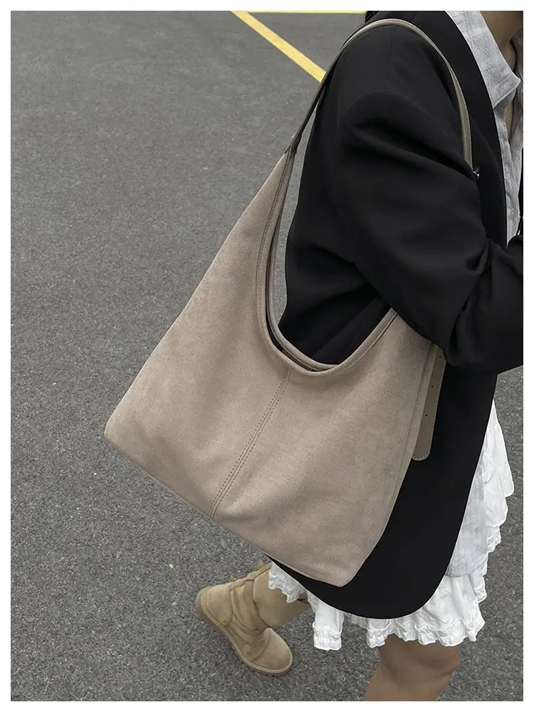 2025 Textured Brown Shoulder Bag Large Capacity — feature 13