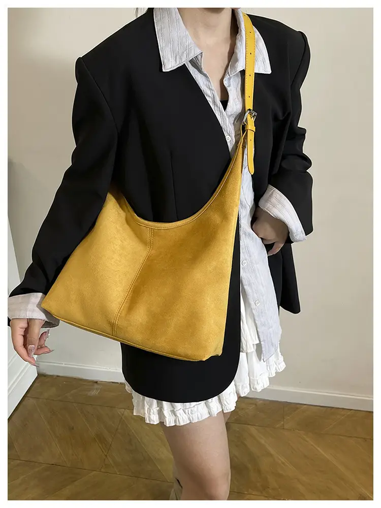 2025 Textured Brown Shoulder Bag Large Capacity — feature 22