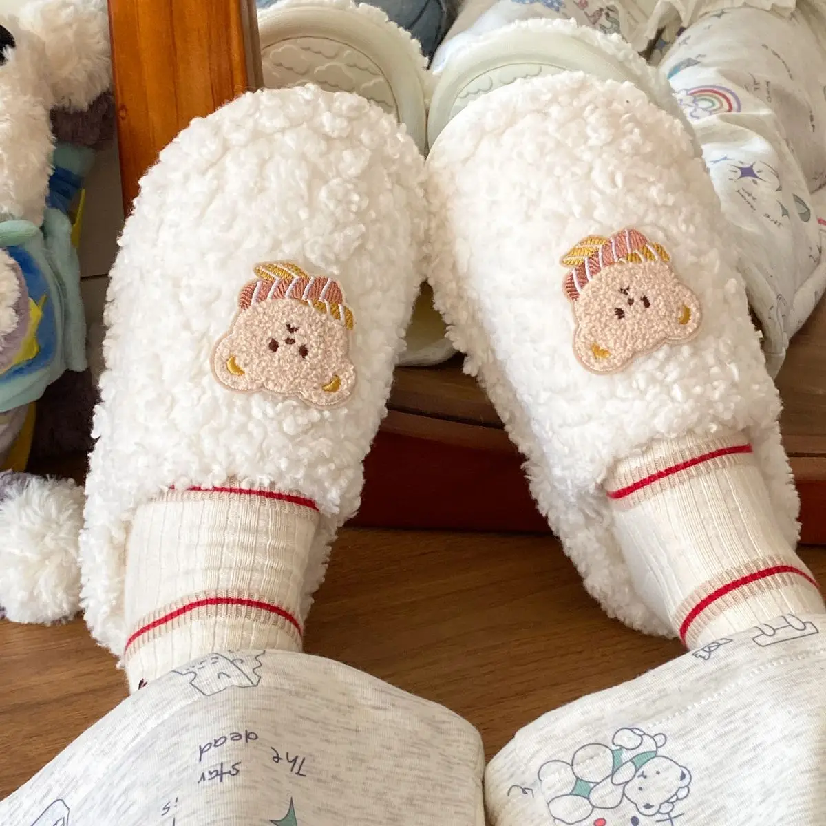 Winter Plush Cotton Cartoon Bear Slippers for Women — feature 27