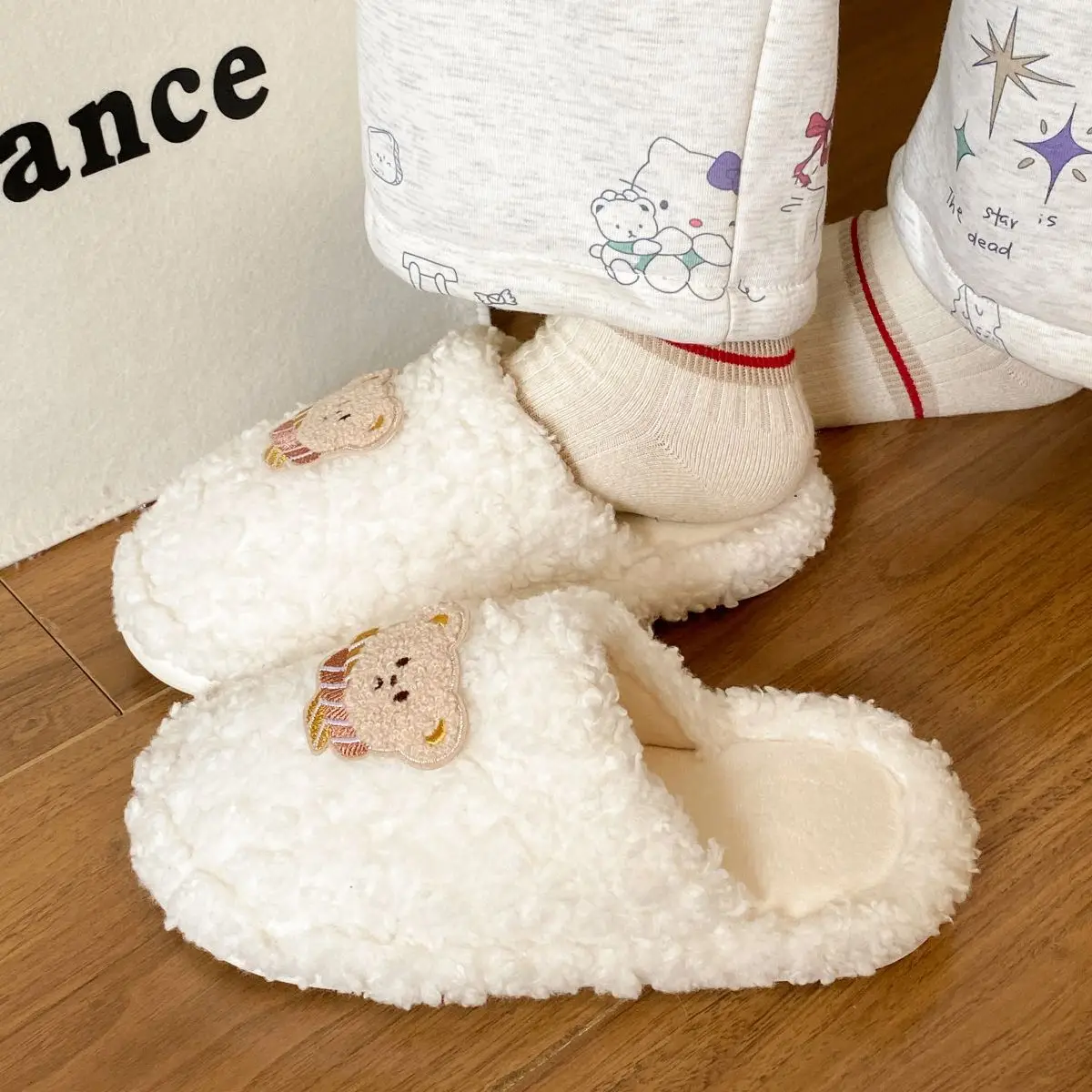Winter Plush Cotton Cartoon Bear Slippers for Women — feature 29
