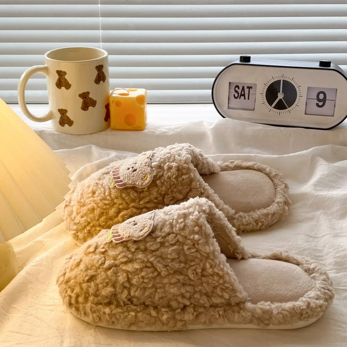 Winter Plush Cotton Cartoon Bear Slippers for Women — feature 34