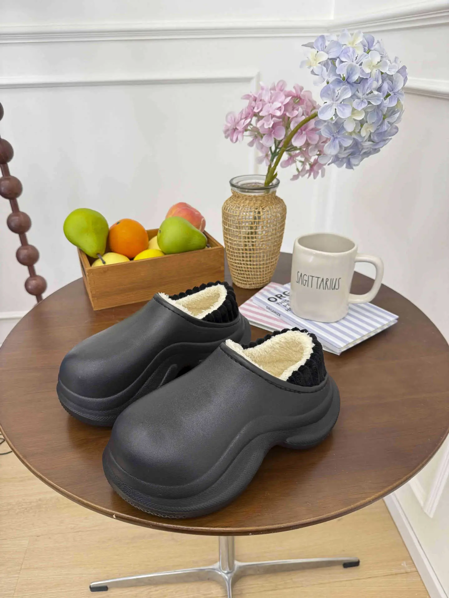 Women's Ultra-Thick Black Slipper Warm Winter — feature 5