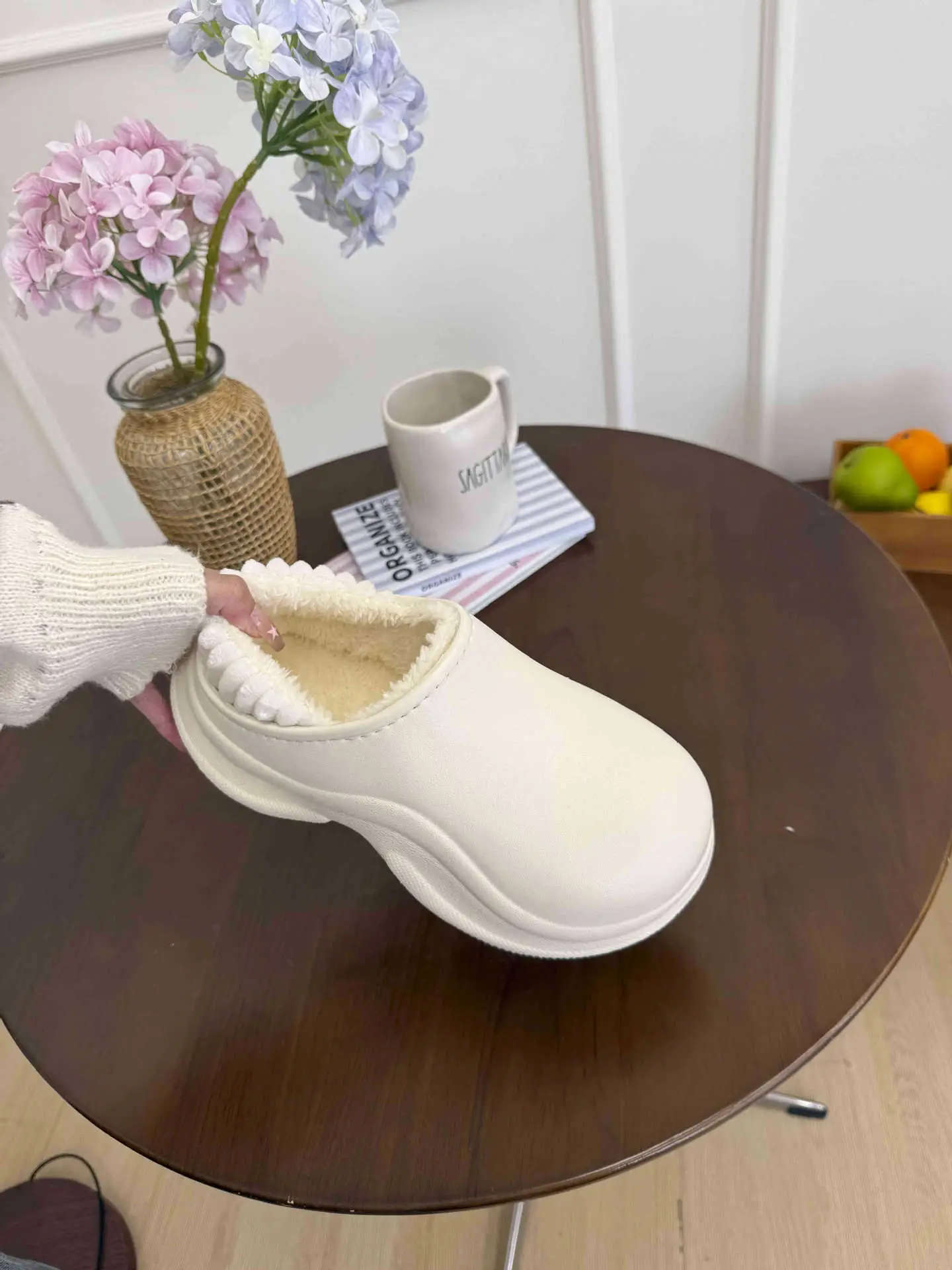 Women's Ultra-Thick Black Slipper Warm Winter — feature 6