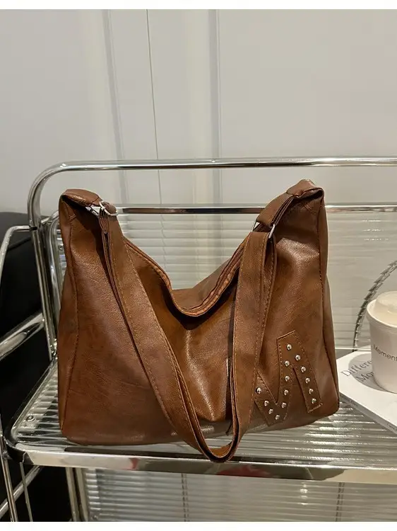 Red Leather Shoulder Bag for Women Large Capacity - Image 6
