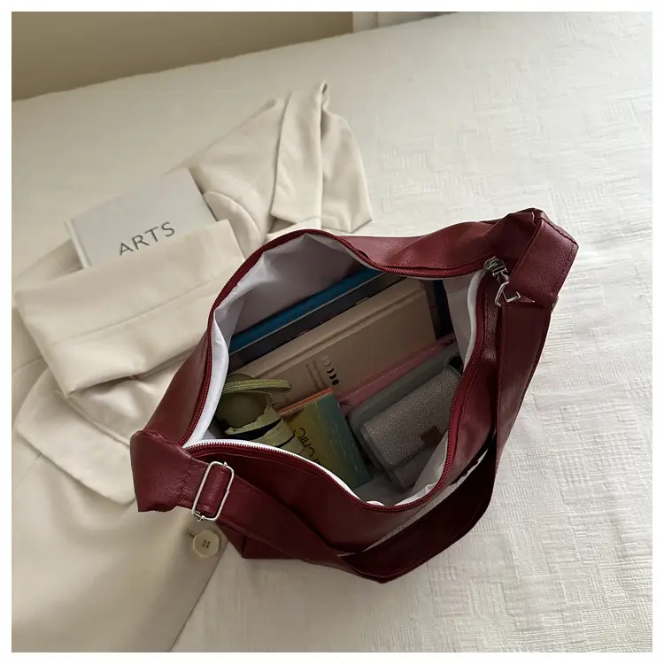 Red Leather Shoulder Bag for Women Large Capacity — feature 18