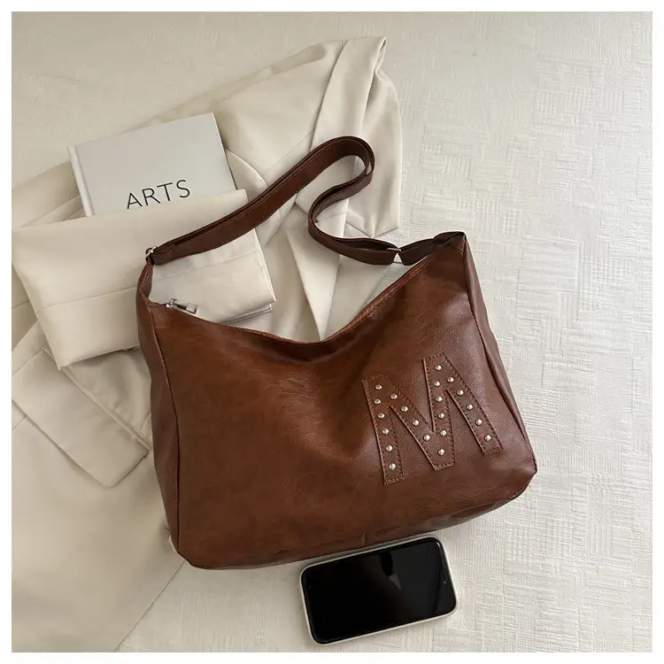 Red Leather Shoulder Bag for Women Large Capacity — feature 19