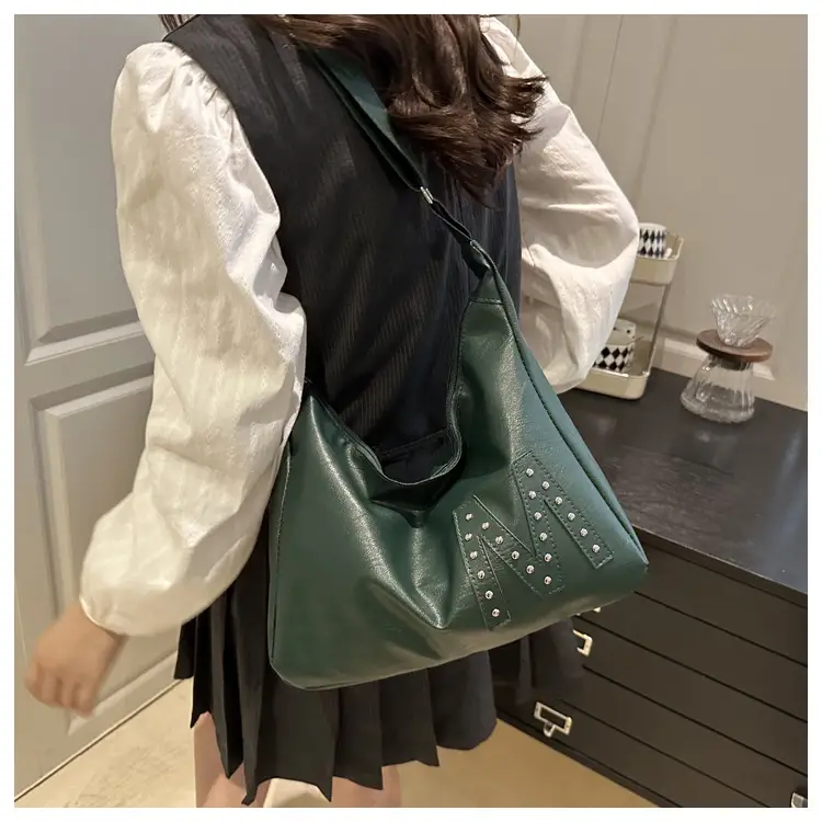 Red Leather Shoulder Bag for Women Large Capacity — feature 7
