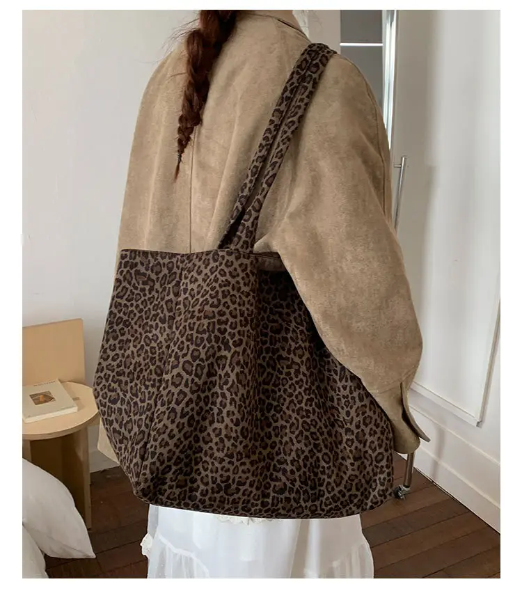 Leopard Print Large Capacity Women's Tote Bag — feature 11