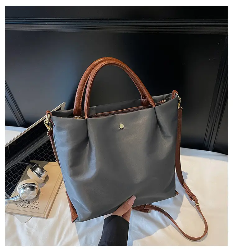 Women's Black Nylon Shoulder Crossbody Bag 2025 — feature 3