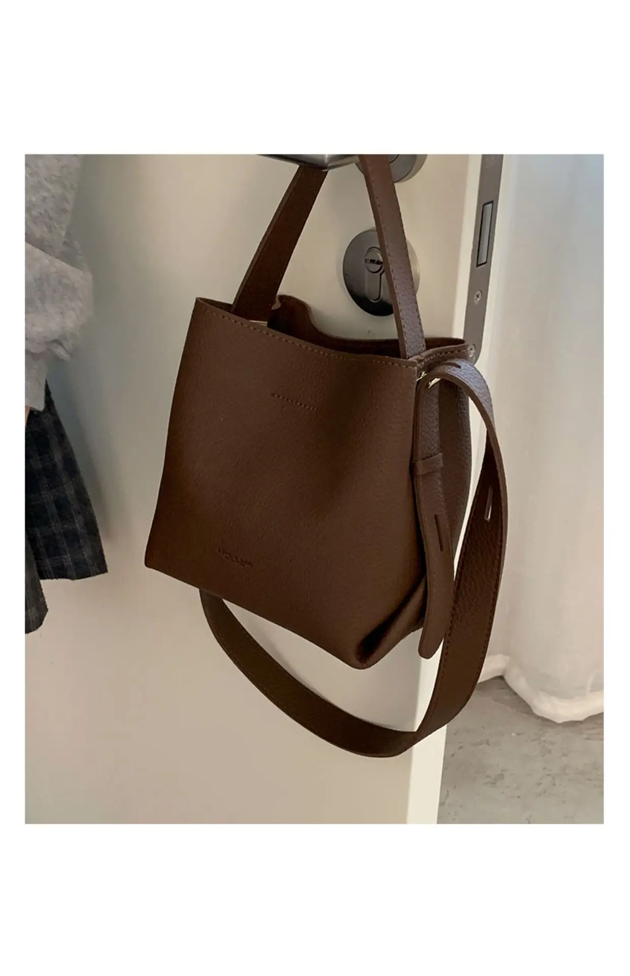 Women Retro Satchel Bag Brown Leather 2025 — feature 13