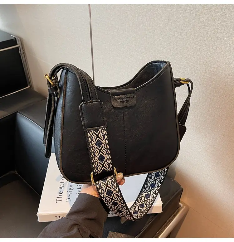 Brown Square Shoulder Bag for Women 2025 — feature 19