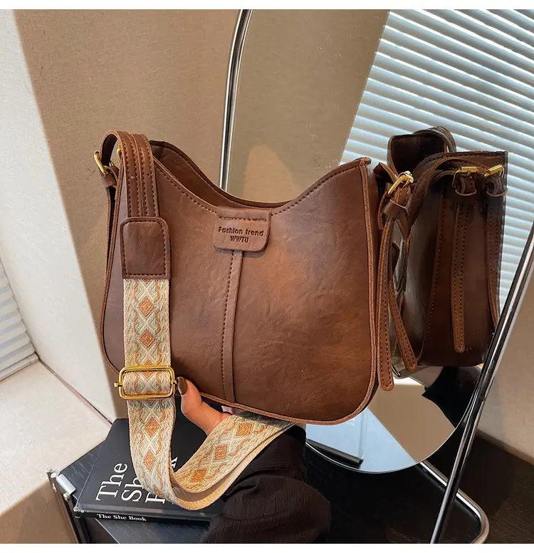Brown Square Shoulder Bag for Women 2025 — feature 25