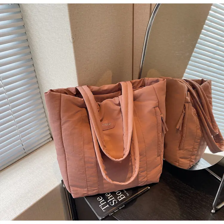 Cross-Border Korean Large Capacity Tote Bag Olive Green — feature 17