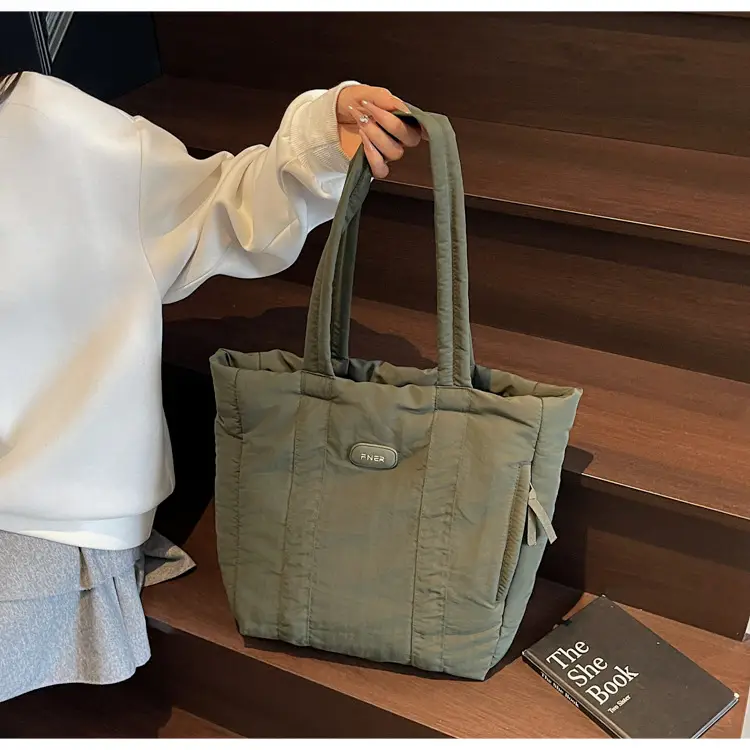 Cross-Border Korean Large Capacity Tote Bag Olive Green — feature 18