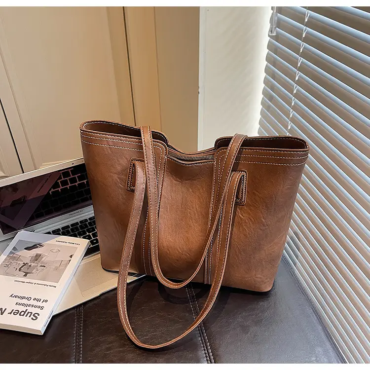 Large Capacity Leather Shoulder Bag for Women 2025 — feature 13
