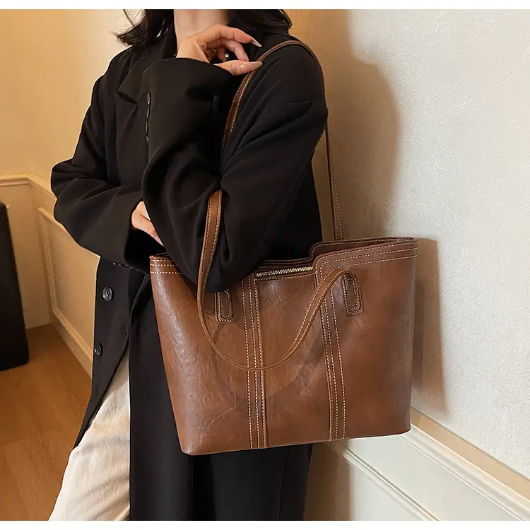 Large Capacity Leather Shoulder Bag for Women 2025 — feature 26