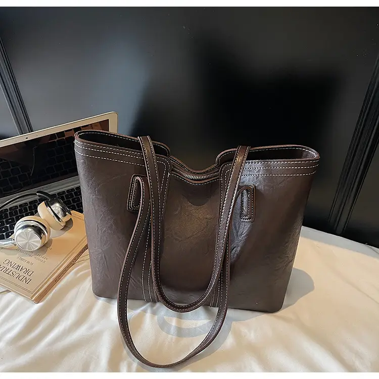 Large Capacity Leather Shoulder Bag for Women 2025 — feature 28