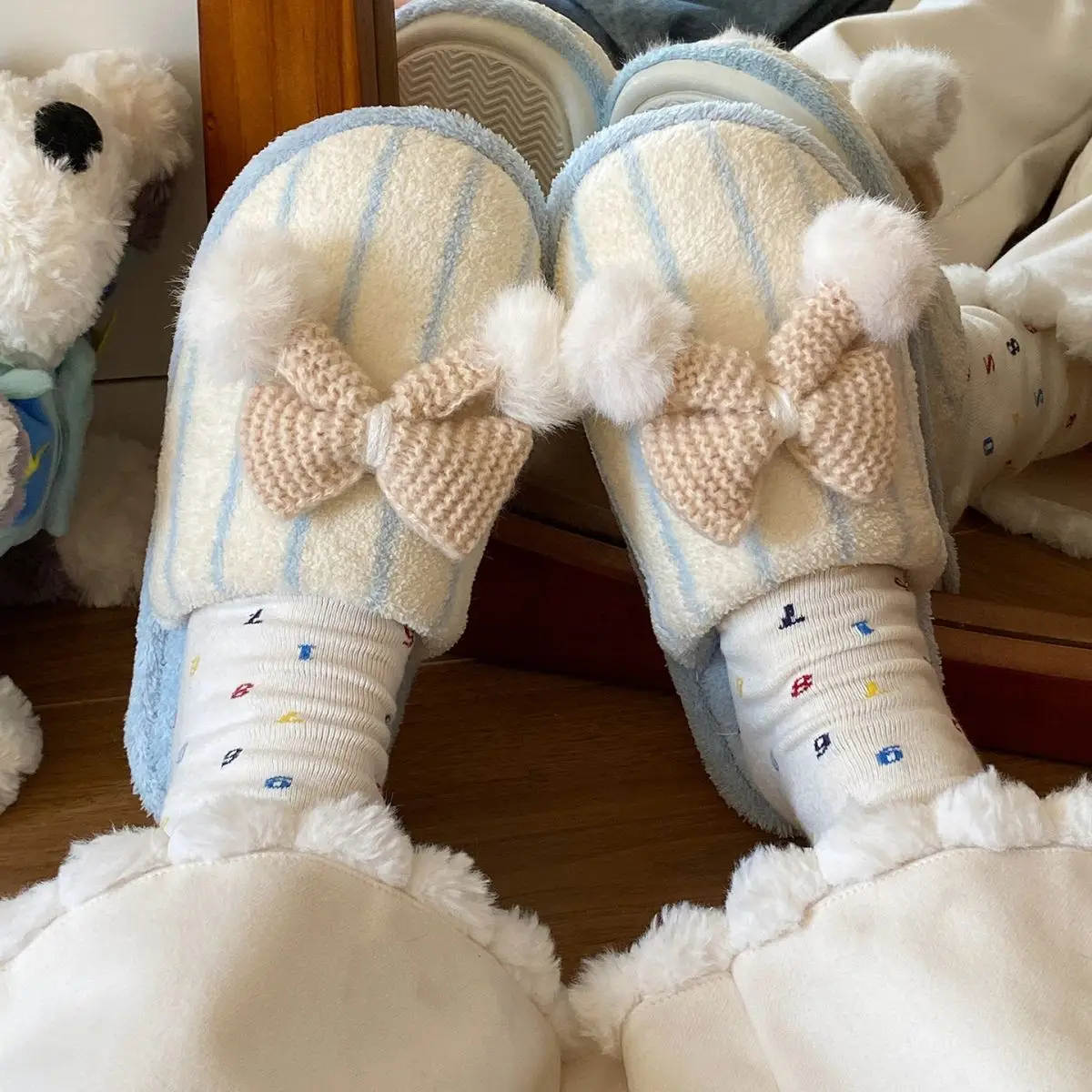 Winter Furry Slippers for Women Lightweight Cotton Slip-On — feature 26