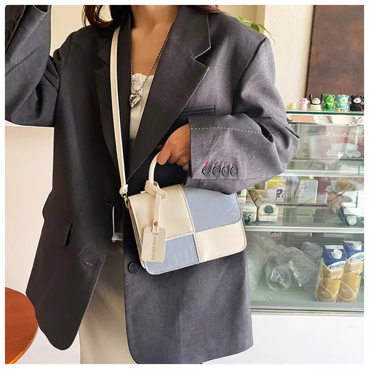 2026 Korean Style Contrasting Black White Handbag for Women — feature 11