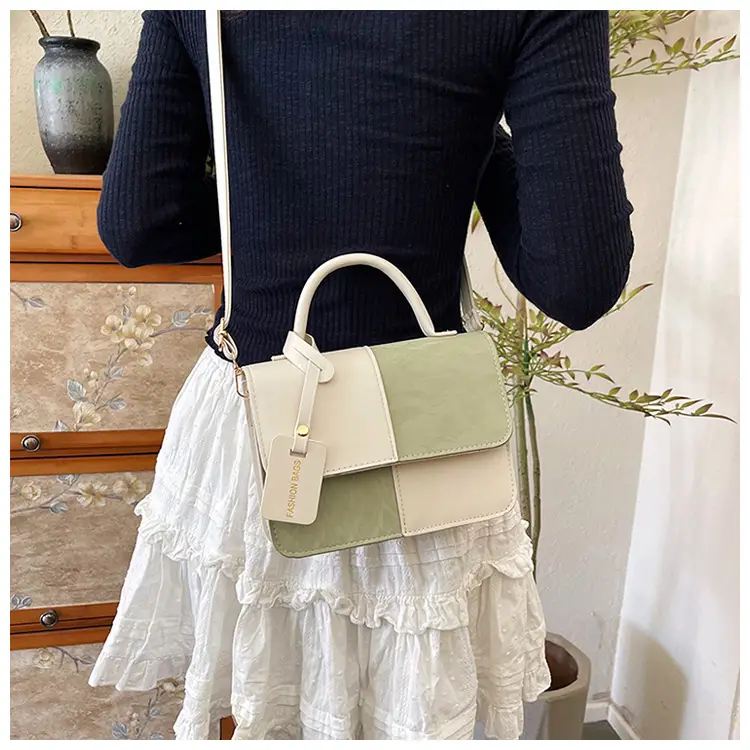 2026 Korean Style Contrasting Black White Handbag for Women — feature 13