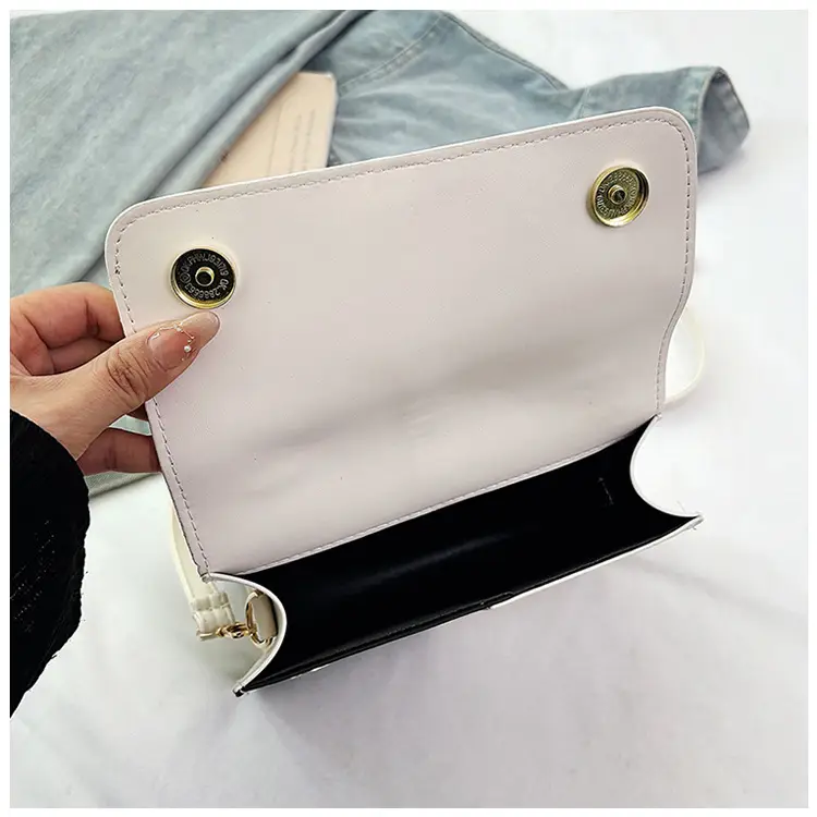 2026 Korean Style Contrasting Black White Handbag for Women — feature 18