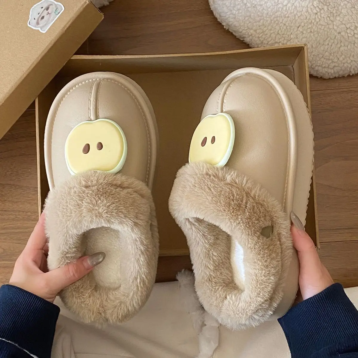 Warm Fleece Lined Women's Winter Slippers Black — feature 30