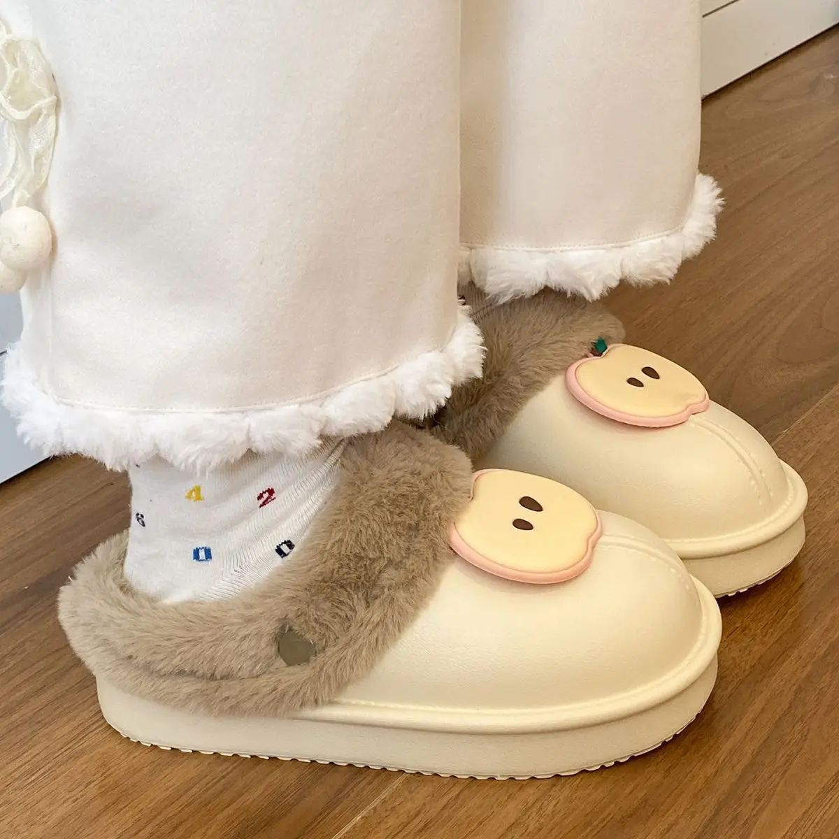 Warm Fleece Lined Women's Winter Slippers Black — feature 38