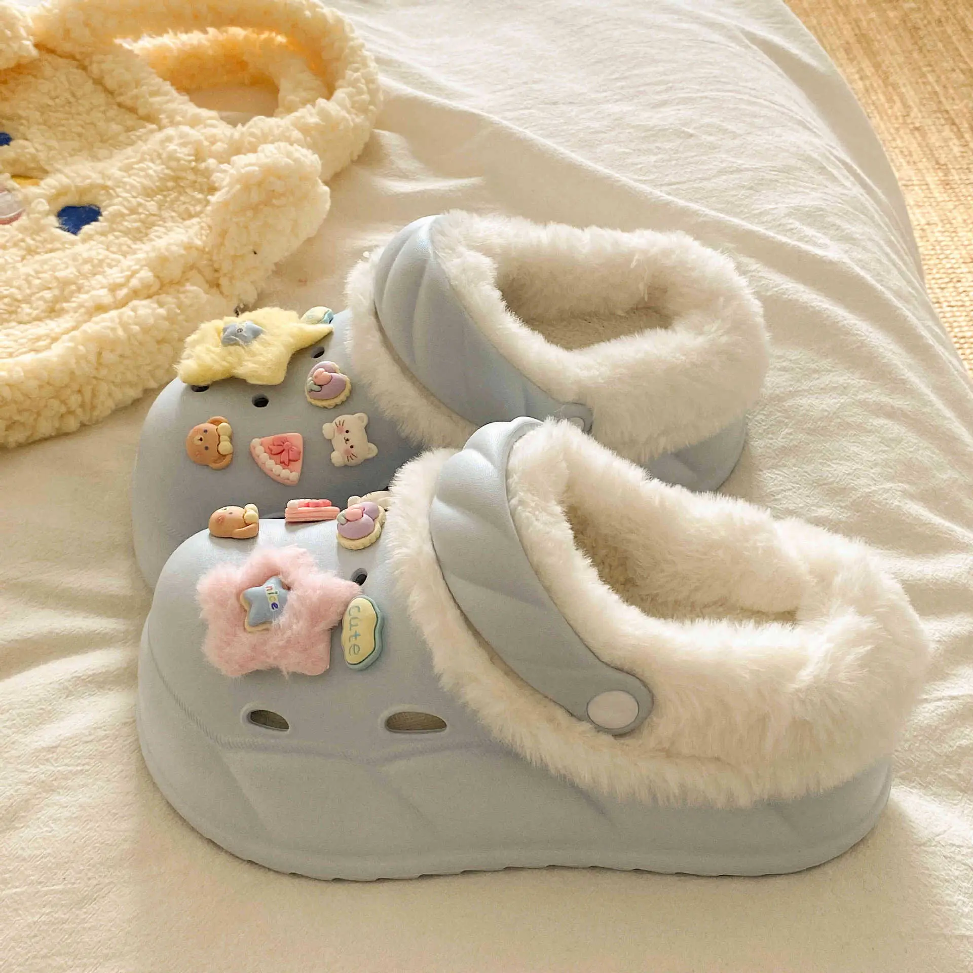 Sweet Detachable Clogs for Women Winter Warm Slippers - Image 4
