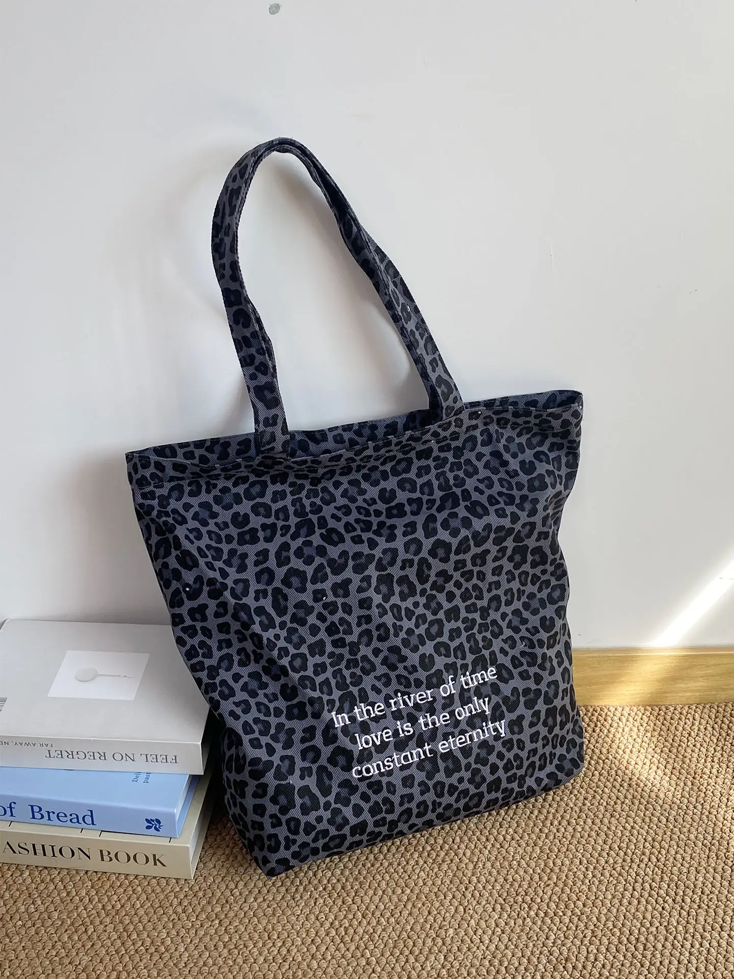 Leopard Print Large Cap Bag Korean Canvas Shoulder Tote — feature 7