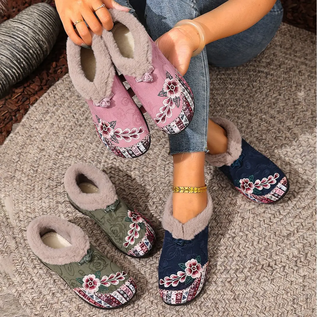 Winter Old Beijing Cloth Shoes for Women, Cotton Shoes with Plush Lining and Thickened for Middle-Aged and Elderly Mothers, Soft Sole, Non-Slip, Warm Women's Cotton Boots - Image 10