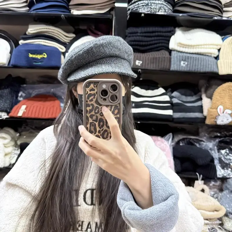 British Classic All-Wool Octagonal Hat for Women — feature 10
