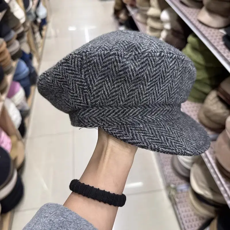British Classic All-Wool Octagonal Hat for Women — feature 14