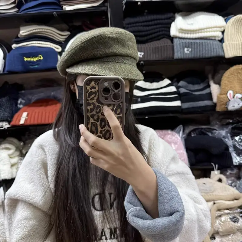 British Classic All-Wool Octagonal Hat for Women — feature 4