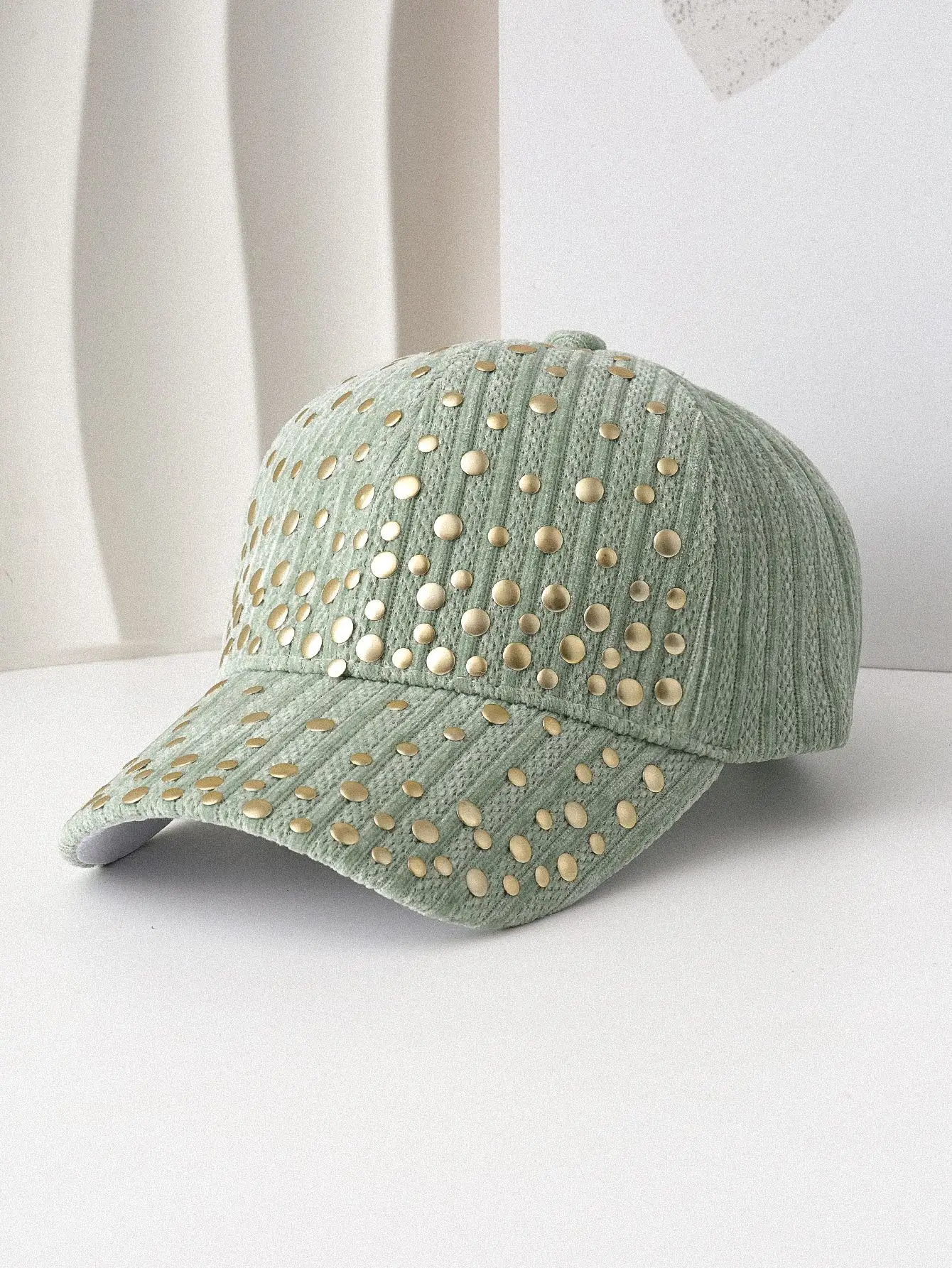 White Embroidered Baseball Cap Winter Outdoor Casual - Image 4