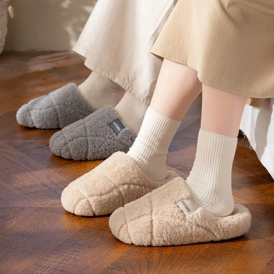 Plush Cotton Slippers with Beef Tendon Sole for Women, Autumn and Winter Indoor Home Thick-Soled Non-Slip Warm Fashionable High-End Cotton Slippers for Men - Image 11