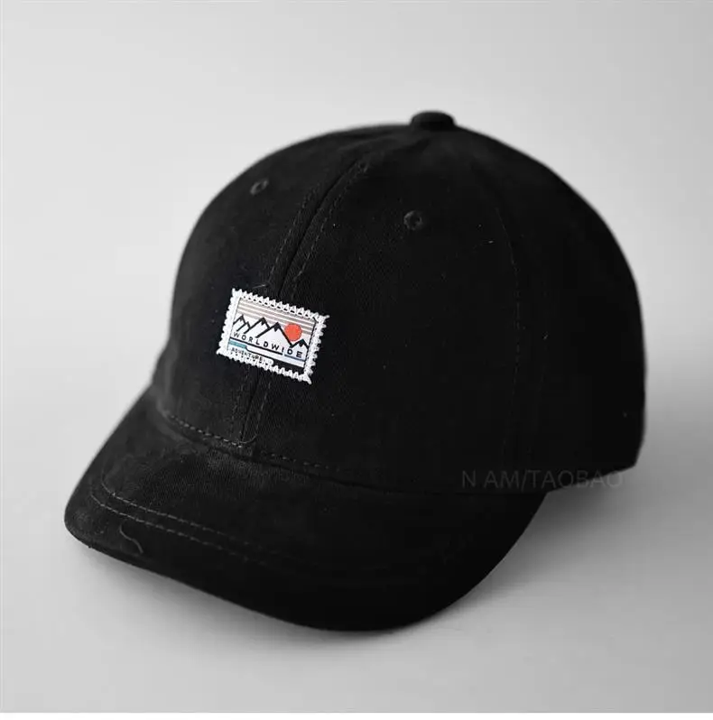 Black Patch Label Baseball Cap Unisex Sunshade — feature 1