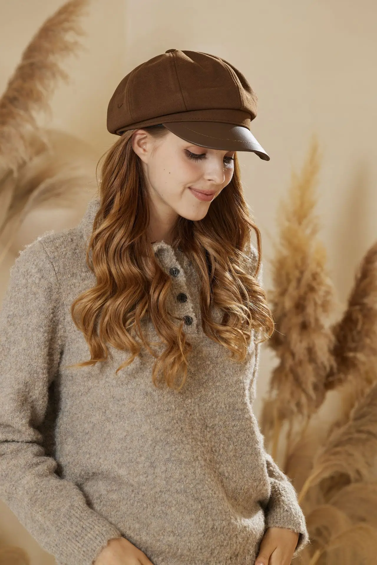 Women Duckbill Beret Black Korean Style — feature 12