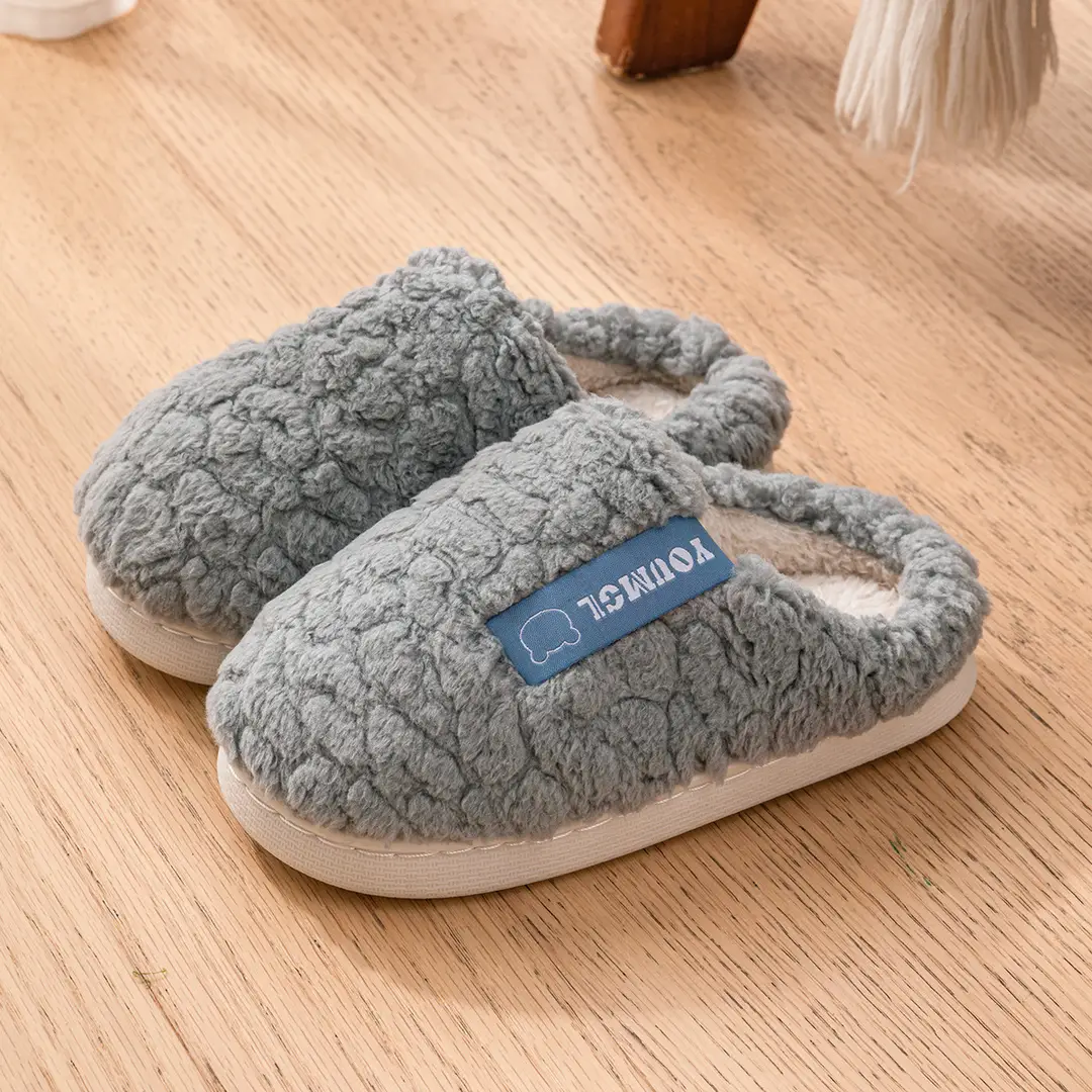 In-Stock Children's Cotton Slippers for Girls, New Autumn and Winter Indoor Home Warm Cartoon Plush Slippers for Older Children