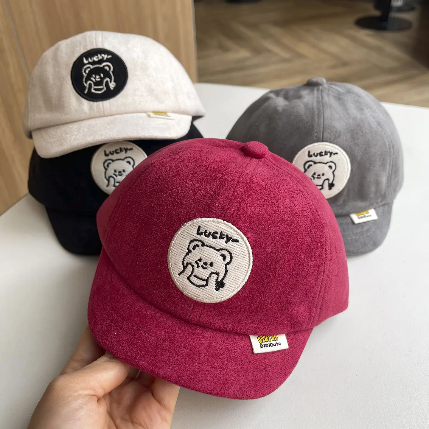Black Bear Print Baseball Cap for Kids Girls Spring Fall Sun Protection — feature 3