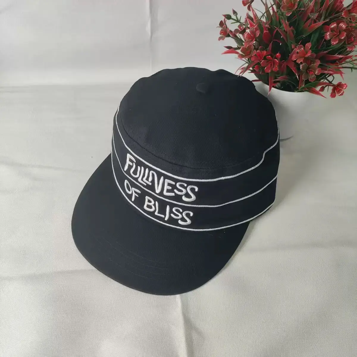 Vintage British Style Women Cap Navy Blue Striped Sailor Cap - Image 2