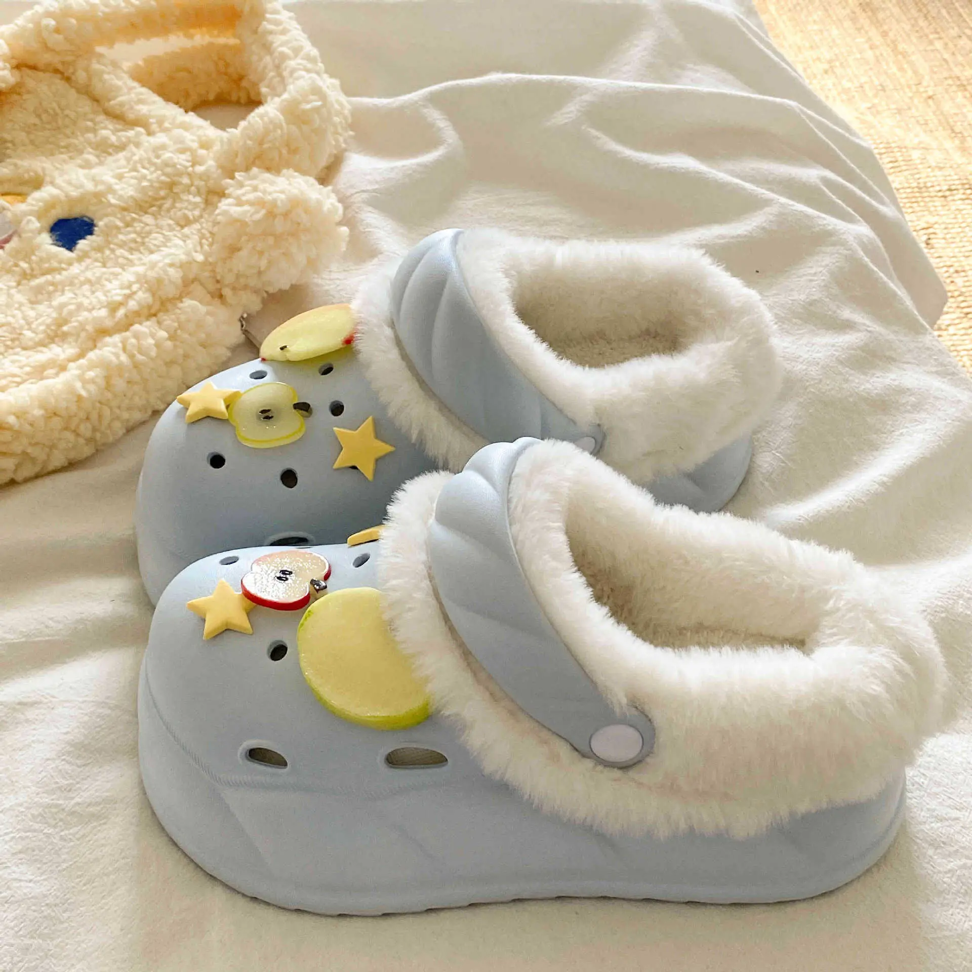 2025 Winter Cotton Slippers with Warm Fleece - Image 4